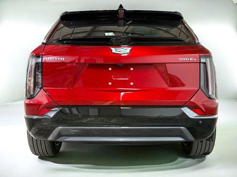 New 2026 Cadillac Optiq Sport 1 image 10