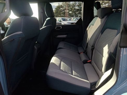 Used 2023 Ford Bronco Outer Banks image 10