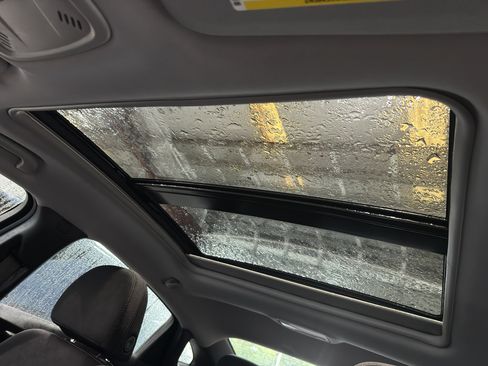 Used 2024 Chevrolet Malibu LT image 17