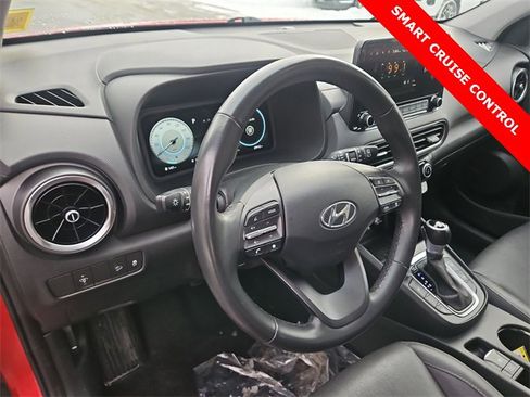 Used 2022 Hyundai Kona Limited image 10