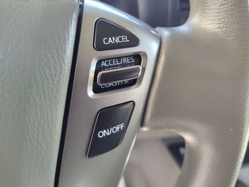 Used 2016 Nissan NV 3500 SV w/ SV Technology Package RWD image 32