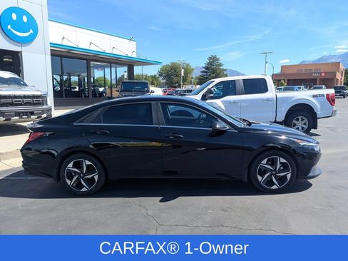 Used 2023 Hyundai Elantra Limited FWD image 2