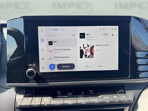 Used 2026 Toyota Camry SE image 17