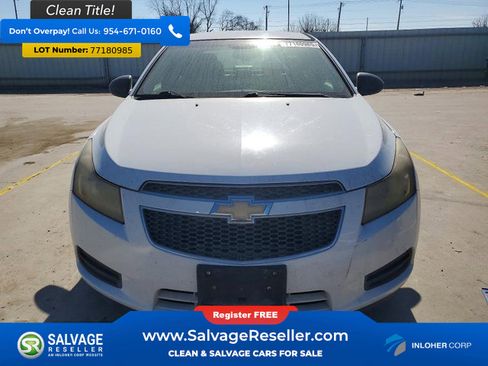 Used 2011 Chevrolet Cruze LS image 7
