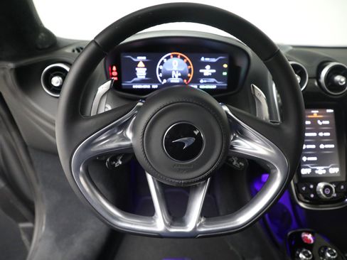 New 2025 McLaren GTS TechLux image 27