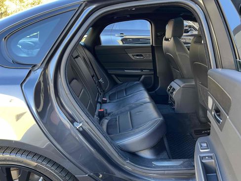 Used 2017 Jaguar XF S image 90