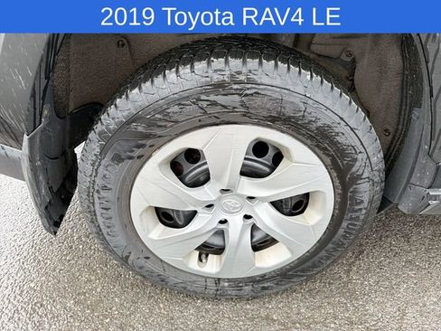 Used 2019 Toyota RAV4 LE w/ All Weather Liner Package AWD/4WD image 9