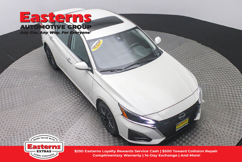 Used 2024 Nissan Altima 2.0 SR FWD image 4