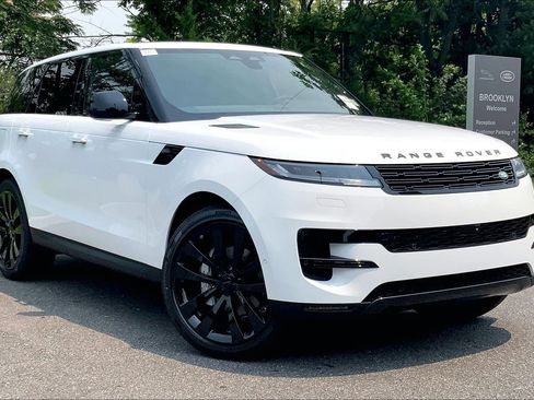 New 2026 Land Rover Range Rover Sport SE AWD/4WD image 2