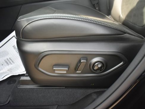 New 2026 Jeep Grand Cherokee L 4WD image 13