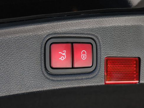 Used 2021 Mercedes-Benz C 63 AMG S image 10
