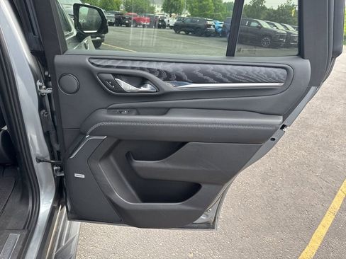 Used 2023 GMC Yukon Denali image 24