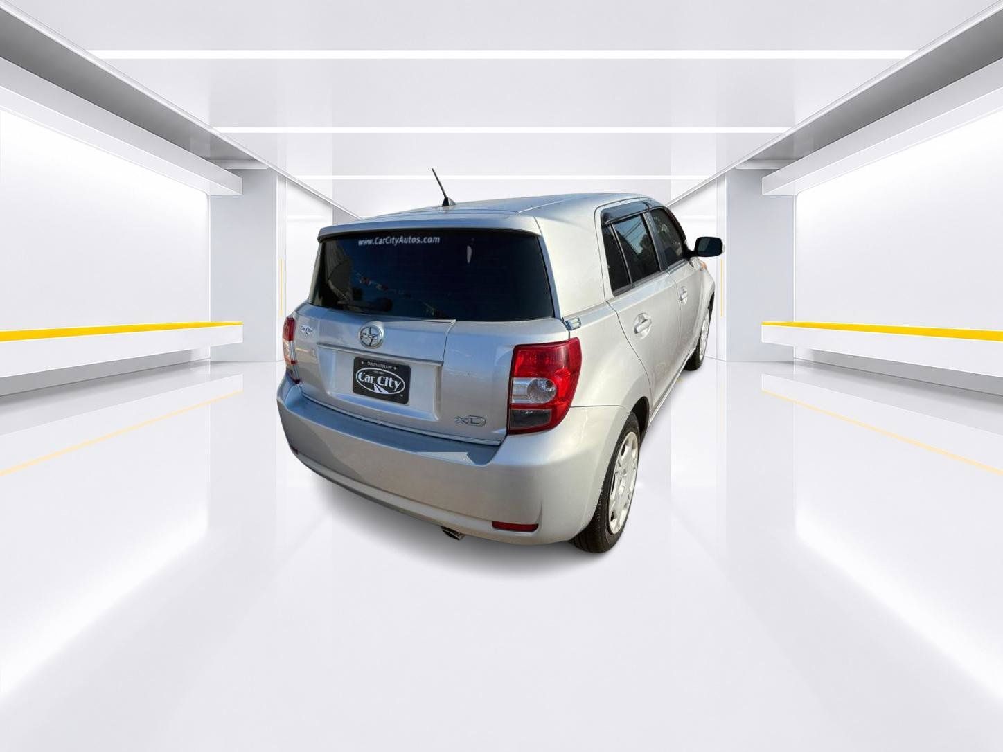 Used 2009 Scion xD FWD image 4
