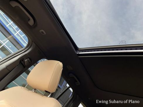 Used 2024 Jeep Grand Cherokee Limited w/ Luxury Tech Group II image 32