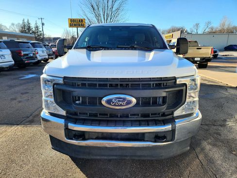 Used 2021 Ford F250 XL w/ Power Equipment Group image 3