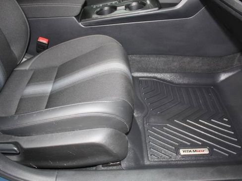 Used 2025 Honda Civic Sport image 14