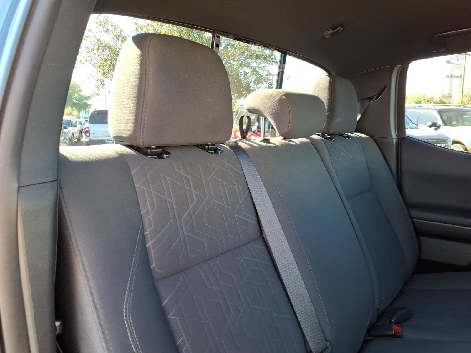 Used 2018 Toyota Tacoma TRD Off-Road w/ Technology Package RWD image 15