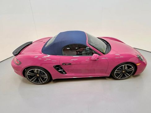 Used 2025 Porsche 718 Boxster RWD image 16