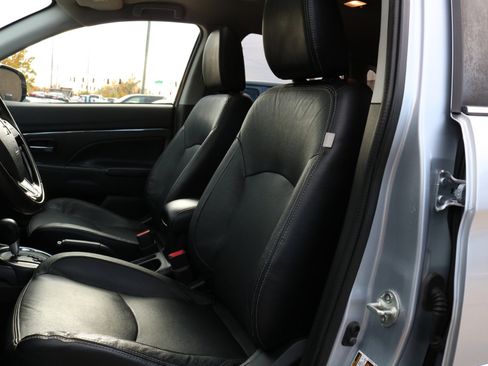 Used 2017 Mitsubishi Outlander Sport SEL image 22