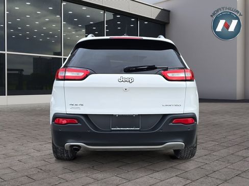 Used 2018 Jeep Cherokee Limited image 4