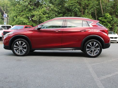 Used 2017 INFINITI QX30 Premium w/ Navigation Package AWD/4WD image 20