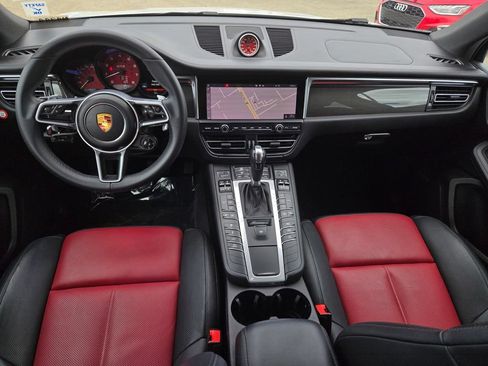 Used 2020 Porsche Macan GTS AWD/4WD image 18