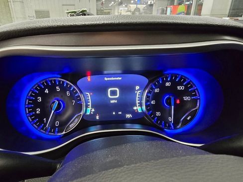 New 2026 Chrysler Pacifica Select image 21