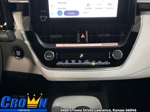 New 2026 Toyota Corolla SE image 32