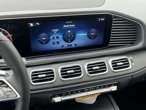 New 2026 Mercedes-Benz GLE 450 4MATIC image 19