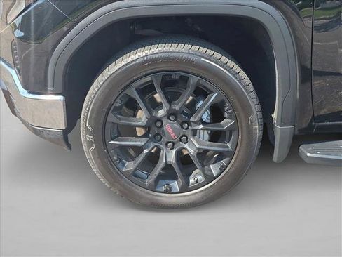 Used 2024 GMC Sierra 1500 SLT w/ SLT Premium Package AWD/4WD image 24
