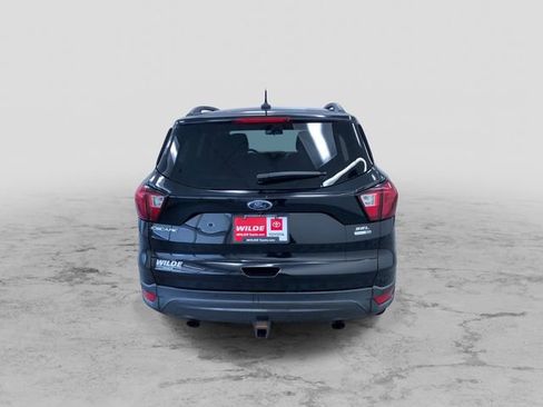 Used 2019 Ford Escape SEL w/ SEL Sport Appearance Package image 9