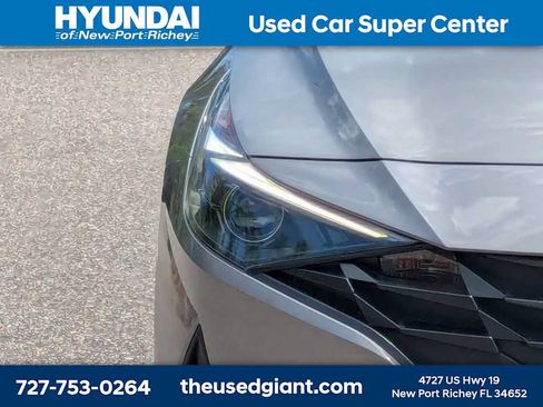 Certified 2023 Hyundai Elantra SEL w/ Cargo Package FWD image 9