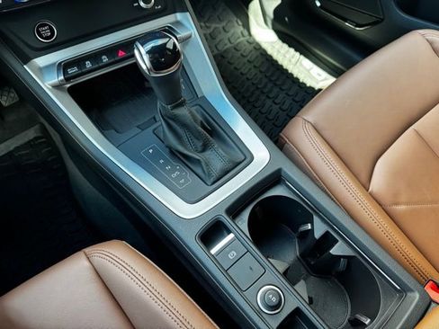 Certified 2025 Audi Q3 2.0T Premium Plus w/ Premium Plus Package image 15