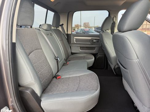 Used 2015 RAM 1500 Lone Star image 35