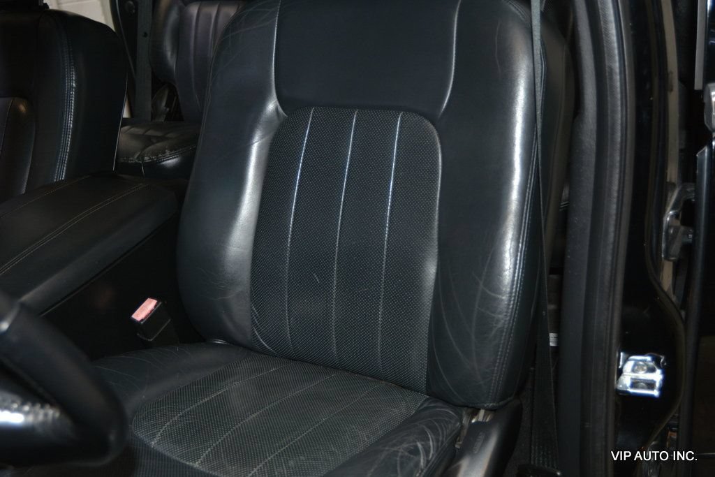 Used 2002 Lincoln Blackwood RWD image 21