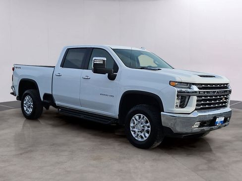 Used 2020 Chevrolet Silverado 2500 LTZ image 3