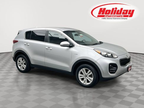 Used 2019 Kia Sportage LX image 1