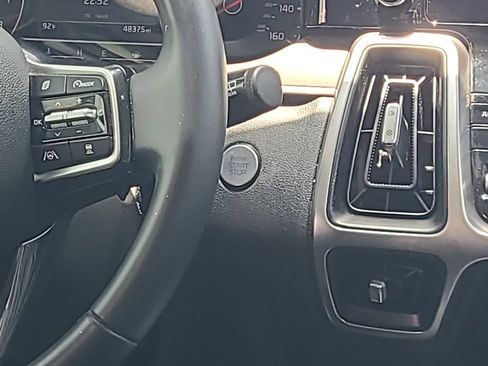 Used 2022 Kia Sorento EX w/ Panoramic Sunroof Package FWD image 24