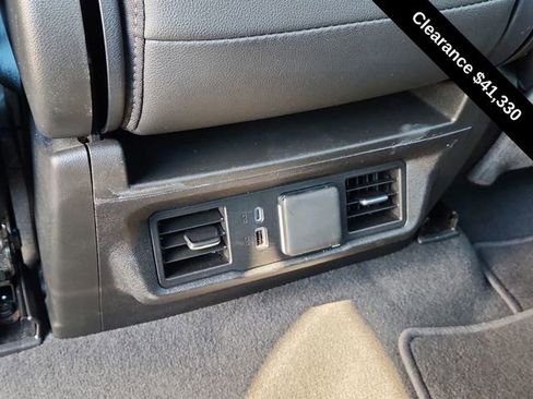 Used 2025 GMC Sierra 1500 SLT image 28