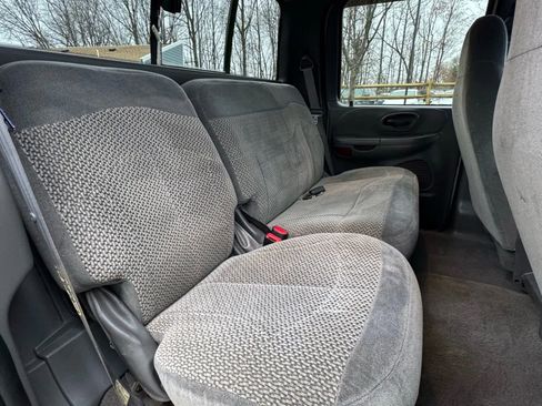 Used 2001 Ford F150 4x4 SuperCrew image 19