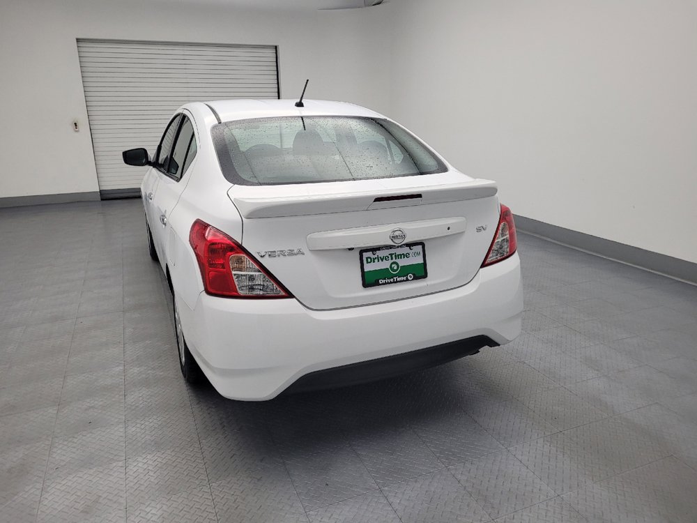 Used 2019 Nissan Versa SV FWD image 6