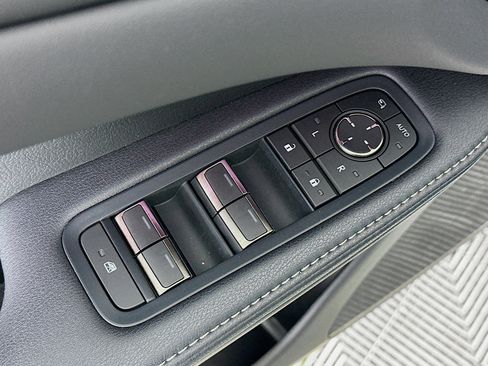 Used 2025 Lexus RX 350 Premium Plus image 18