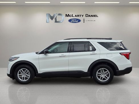 New 2026 Ford Explorer Active w/ Active Comfort Package image 3