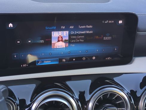 Used 2023 Mercedes-Benz CLA 250 image 23