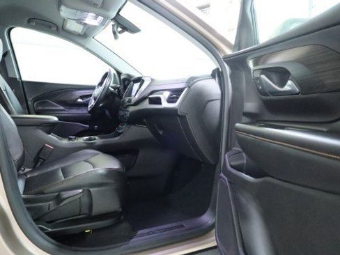 Used 2018 GMC Terrain SLT image 10