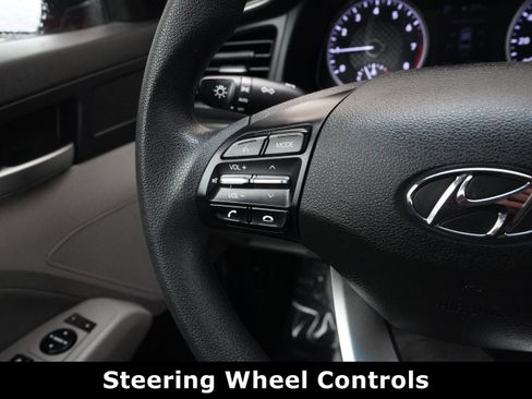 Used 2020 Hyundai Elantra SEL image 22