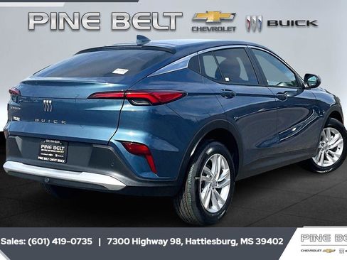 New 2026 Buick Envista Preferred FWD image 11