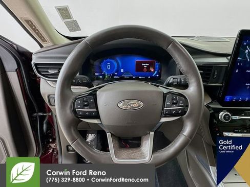 Certified 2022 Ford Explorer Platinum w/ Equipment Group 601A image 15