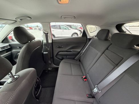 Used 2025 Hyundai Kona SEL image 39