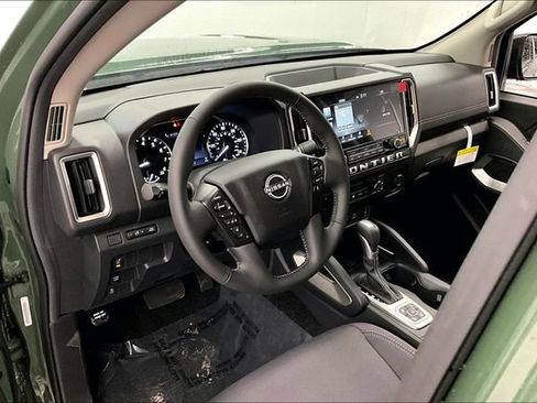 New 2026 Nissan Frontier SV w/ All-Weather Content Package AWD/4WD image 6